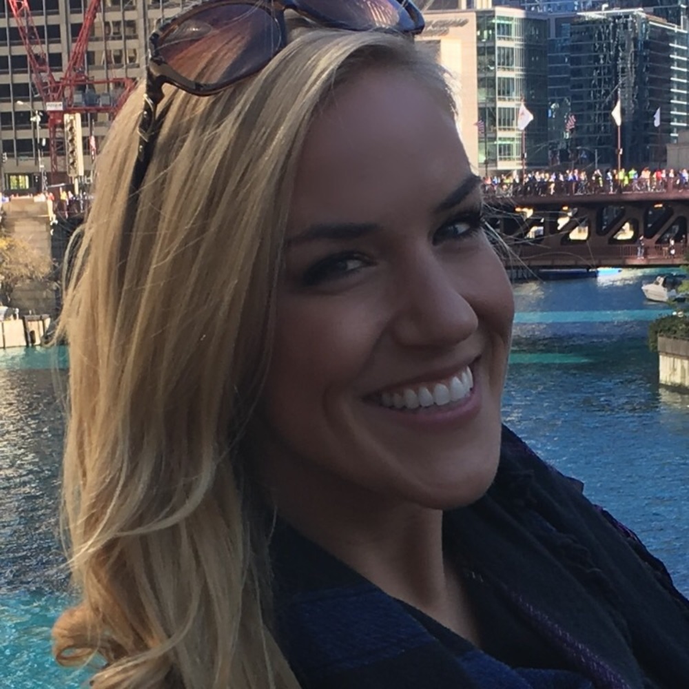 Meet your Posher, Brooke